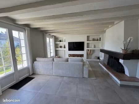 maison 6 pièces 147 m²