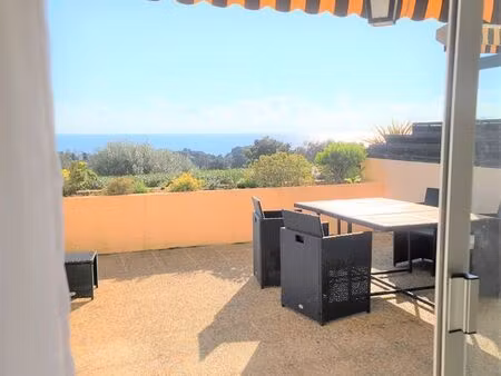 t2 vue mer magnifique et terrasse 30m2 au scudo  terrasse