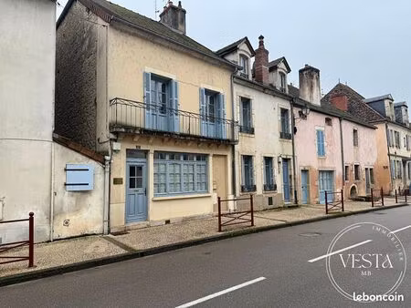 immeuble 4 pièces 131 m²