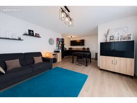 appartement t3 coeur de bourg