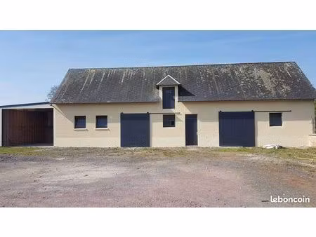 local activité ou stockage