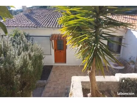 maison 4 pièces – 90 m² – 3 places de parking – secteur recherché la plana