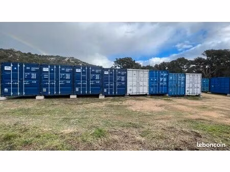 loue container box de stockage sur terrain privé non clôturé situé sur precojo