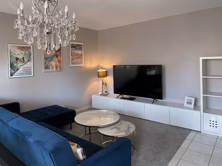 t3 entièrement meublé à 7 min de la gare