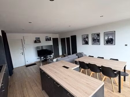 appartement lumineux rénové en 2024 – 4 pièces avec garage – houdemont