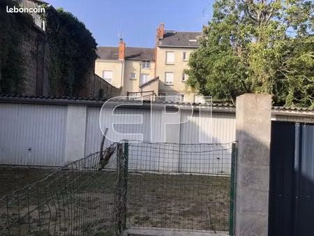 immeuble 110 m² saumur