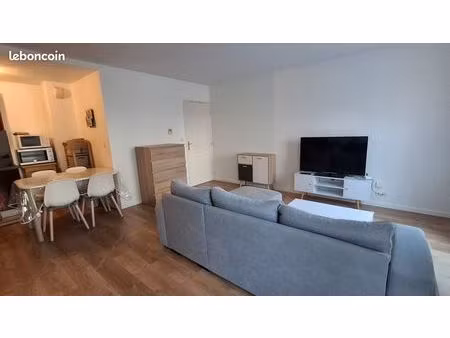 location appartement t2 meublé 51m2 à la riche