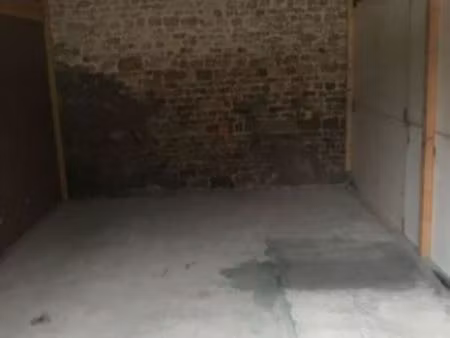 garage de 24 m² à estouy