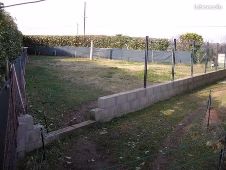 terrain constructible de 550 m² à tignieu 38230