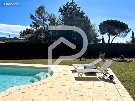 villa 2 pièces 45 m²