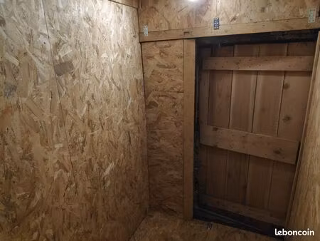 cave louée 75/mois (rendement 8%)