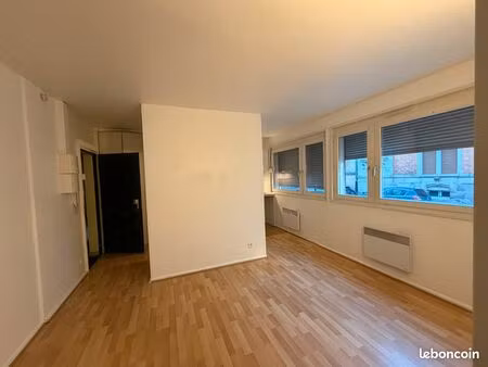 2 pieces rue wimpheling en location