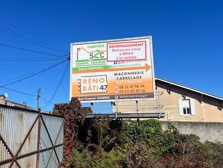 panneaux publicitaires