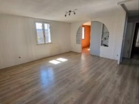 maison a rénover avec jardin clos