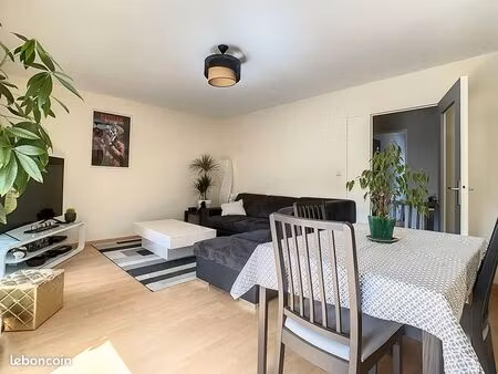 appartement 3 pièces 67 m²