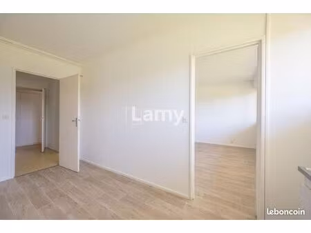 appartement 4 pièces 76 m²