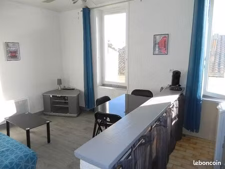 t2 excellent état  lumineux et calme