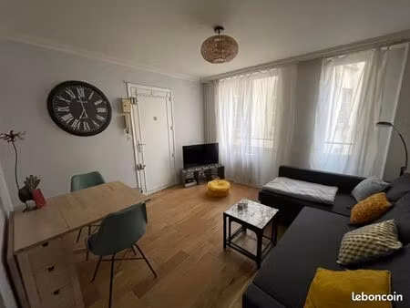 location 2 pièces - février mars - centre paris