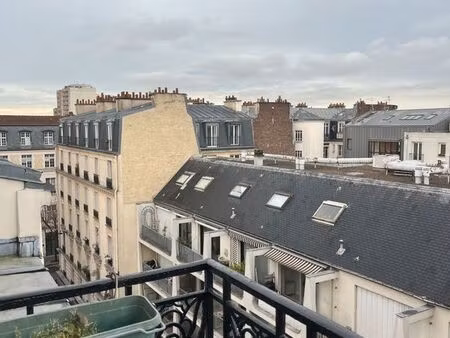 location t2 meublé / équipé avec balcon  goncourt (paris 10e)