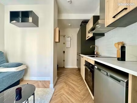 studio 14m2 - guy moquet paris 17ème