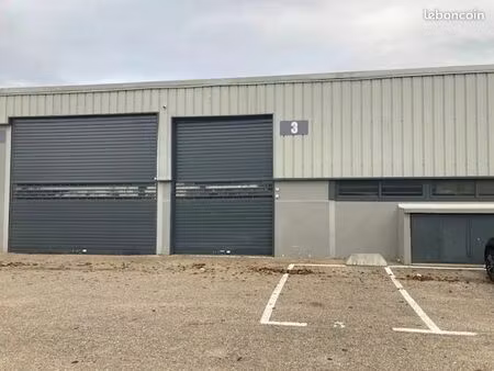 entrepôt 193 m2 - la seyne sur mer