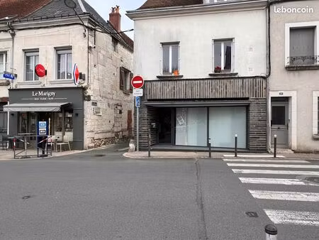 local commercial à louer