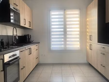 maison t3 avec jardin  terrasse et garage