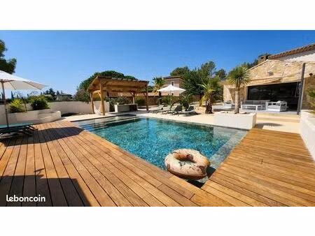 villa 160m² haut de gamme à la bouverie - equipements premium- piscine bali