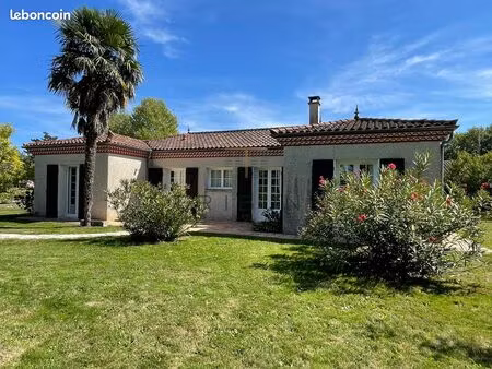 maison 6 pièces 128 m²