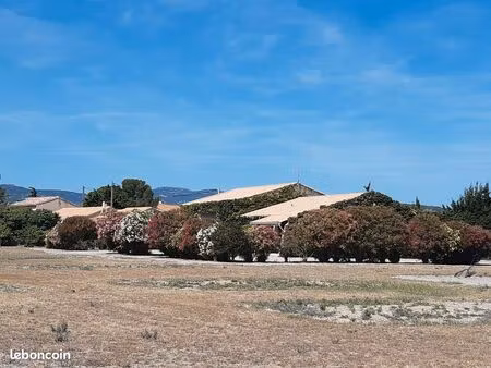 belle maison et grand garage sur 2000m2 hors lotissement 5mn de la mer