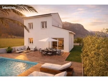 maison 4 pièces 95 m²