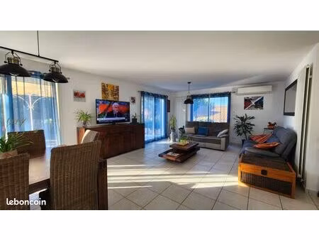 villa proche de la mer