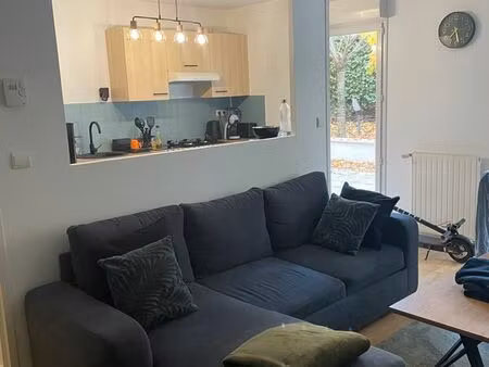 t2 meublé 48 m2 - terrasse et garage - centre ville angers(quartier lafayette) special bai