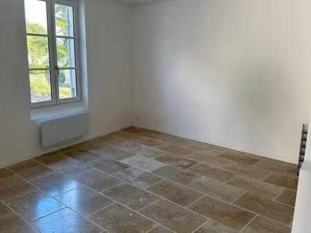 maison. 4 chambres. au calme