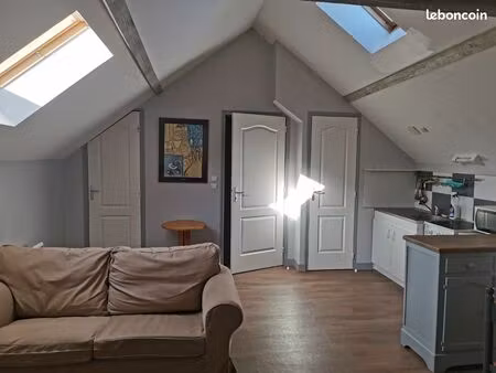 location t3 43 m2 angers justices