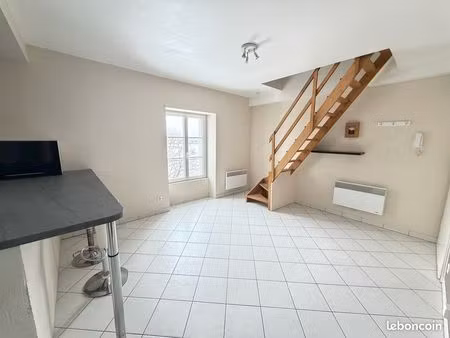 issenheim appartement f1 en duplex