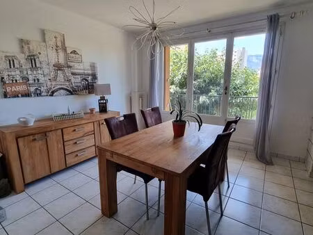 appartement t4 de 77m²