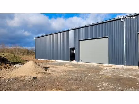 local / entrepôt 215m2