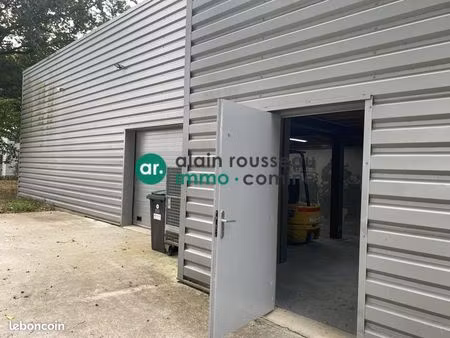 local 250 m² beaucouzé