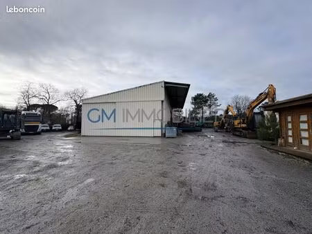 local 285 m² escource