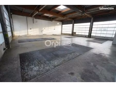 local d'activité 354 m²