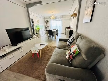 maison 5 pièces 104 m²