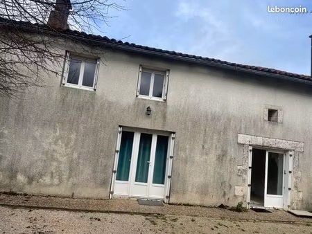 maison à la campagne