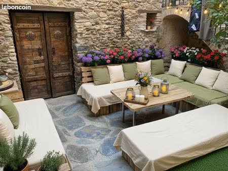 maison de village (180 m²) de caractère avec patio et garage à bouleternère (66130)