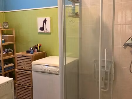 t3 60m² avec cour privative - centre charleville à 100 mètres de la place ducale 200 mètre