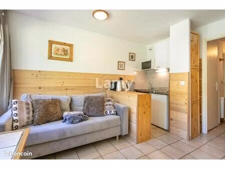 studio 1 pièce 19 m²