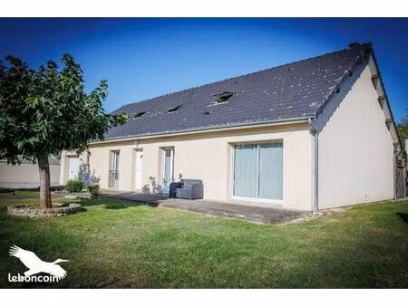 maison 8 pièces 176 m²