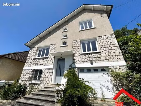 maison 6 pièces 105 m²