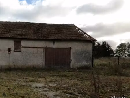 grange à aménager sur soulaires