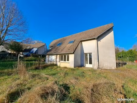 pavillon 4 pièces 77 m²